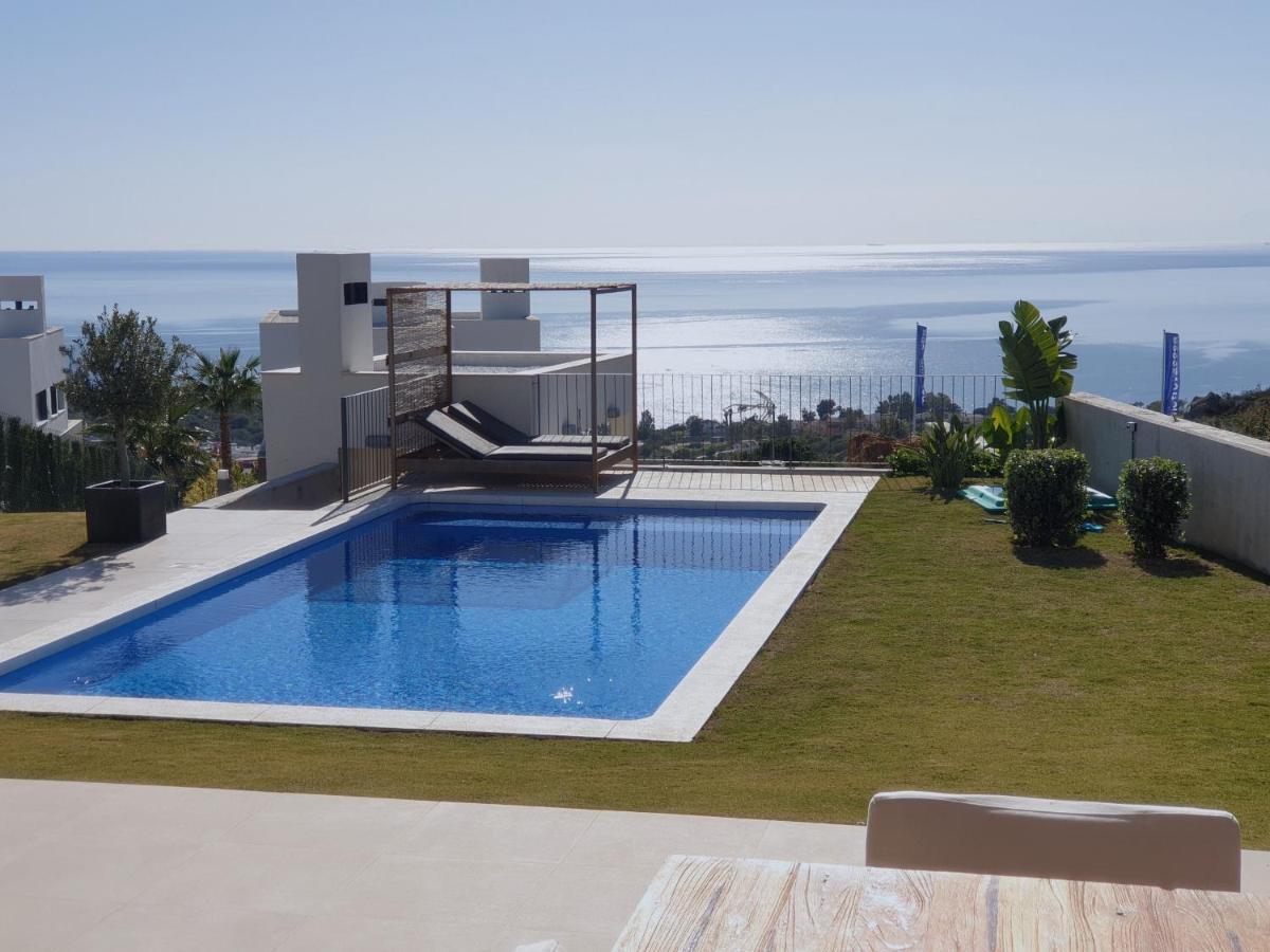 2260-Luxury Villa With Private Pool And Seaview Манилва Екстериор снимка