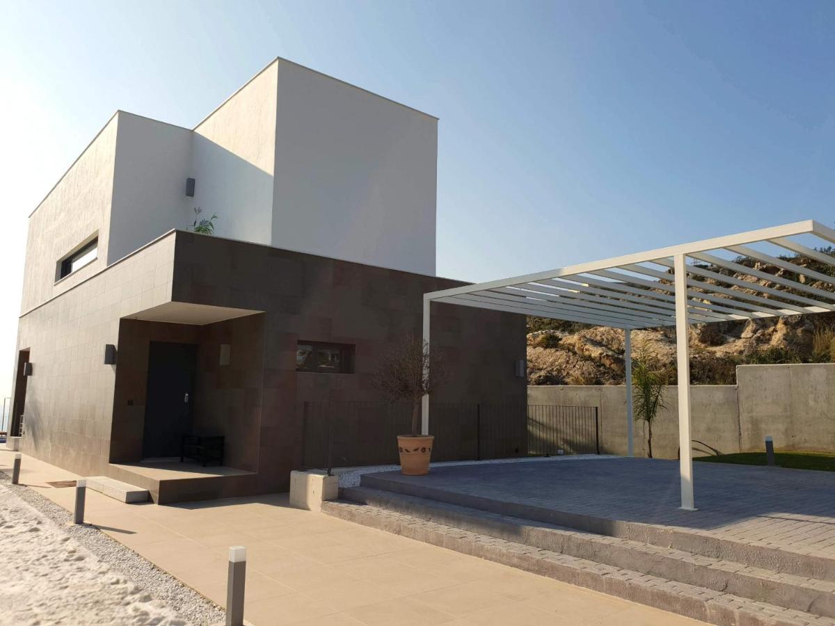 2260-Luxury Villa With Private Pool And Seaview Манилва Екстериор снимка